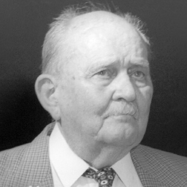 Ing. Agr. (Dr.) Antonio Krapovikas 